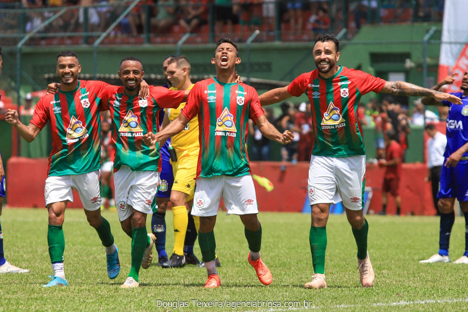 Site oficial da Portuguesa Santista Informações